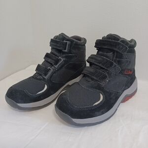 L.L.BEAN black suede snow hiking boots size 7.5